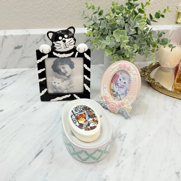 Vintage Cat Bundle, Soap Art, Soap Dish, Cat Frame & Picture - Picture 12 of 15